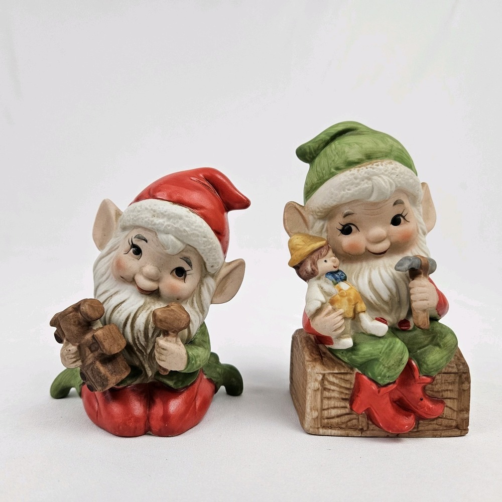 Homco Santas Helper Elf Figure Porcelain Figurine Pair Vintage Christmas Decor